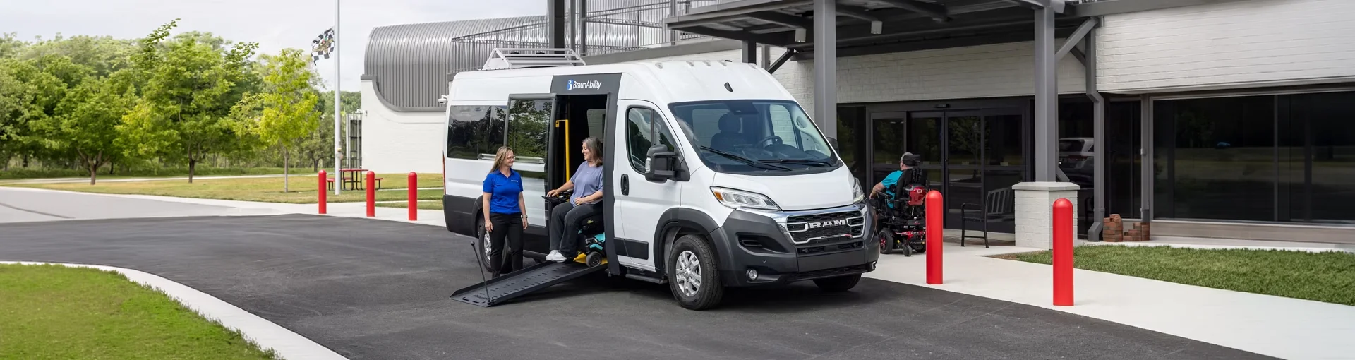 Fullsize ADA Compliant Wheelchair Vans - Minnesota (1 of 1)