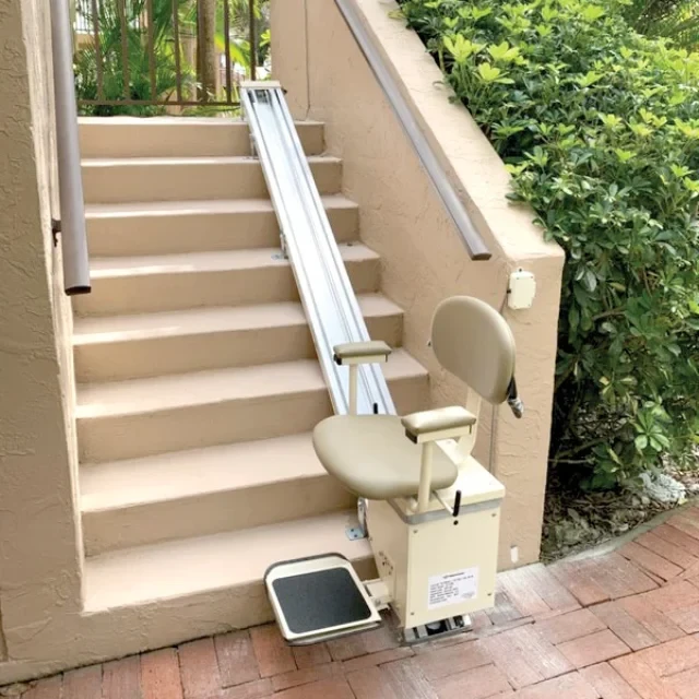 Silla salvaescaleras exterior 