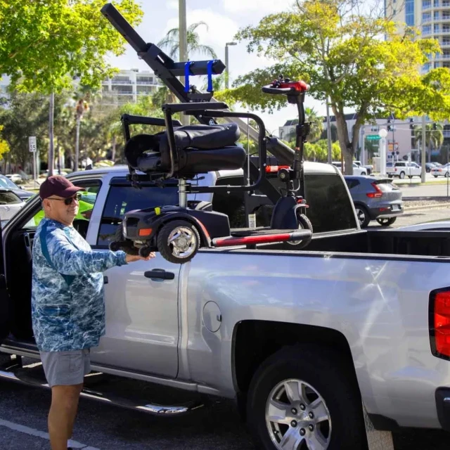 AL815CC/AL825CC Crew Cab Hoist